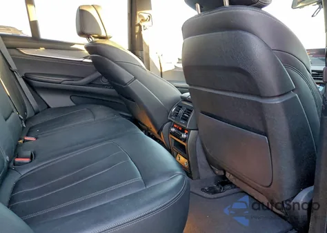 2018 BMW X5 Xdr40E z USA, uszkodzony, nr VIN 5UXKT0C53J0W02446